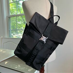 Paco Rabanne Black Click Closure Travel Athletic Over The Shoulder Sling Bag